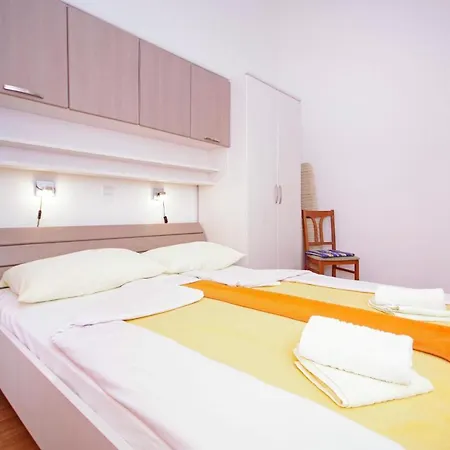 Apartment Srzic Makarska